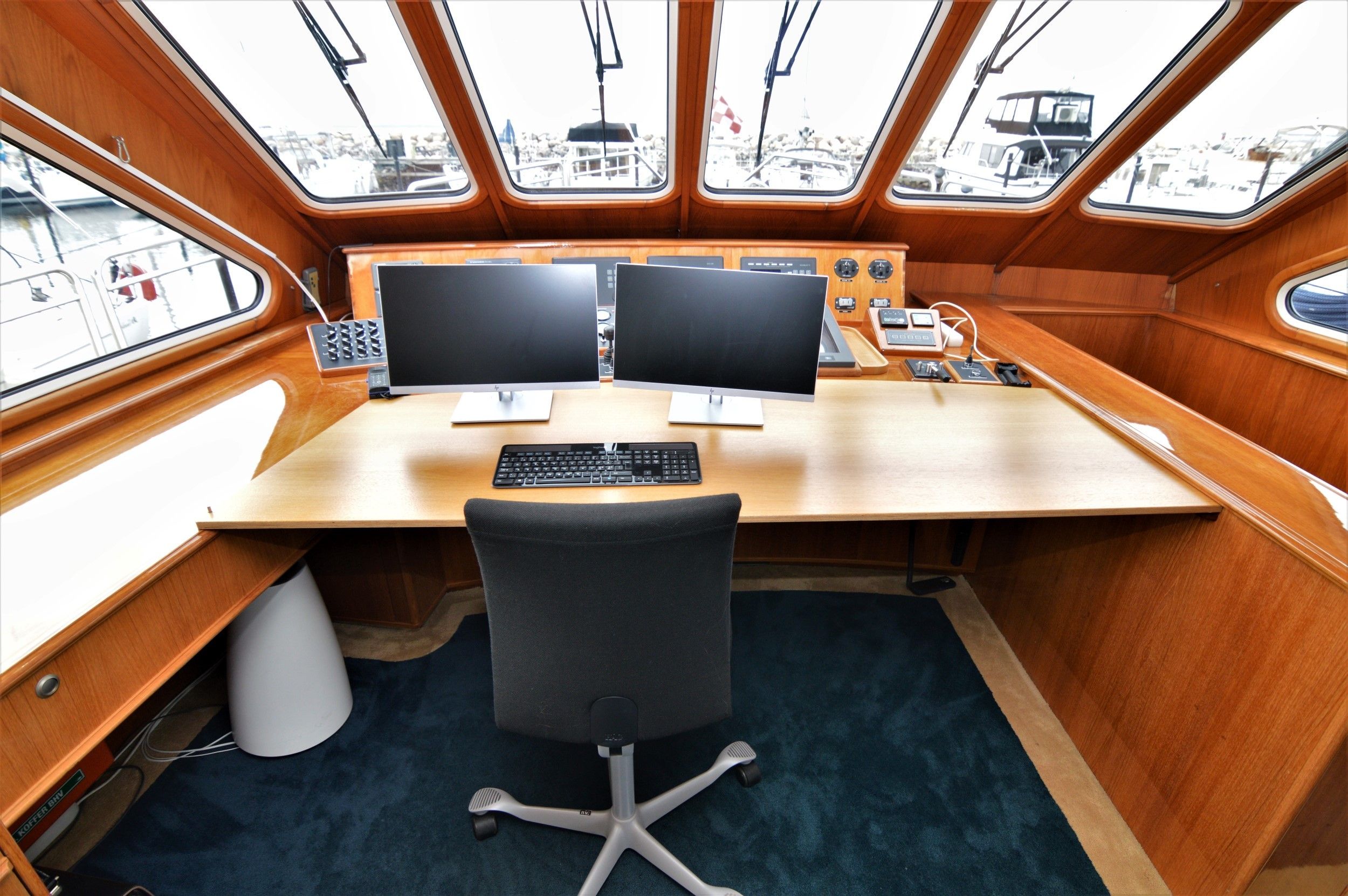 Van Tilborg Long Range 22m Yacht — foto 3 van 8