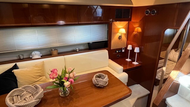 Princess V 53 - BluYachting — foto 3 van 12