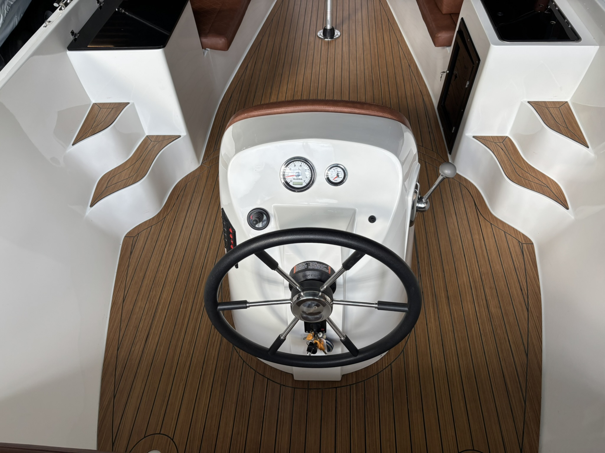 Maxima Boats 750 Flying Lounge met Honda 40 pk van bouwjaar 2020! — foto 4 van 11