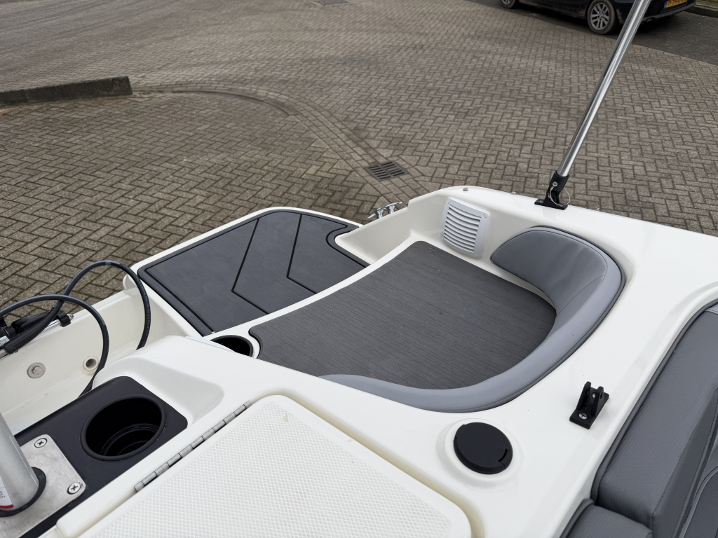 Bayliner Element M17 met Mercury 115pk Pro XS — foto 21 van 32