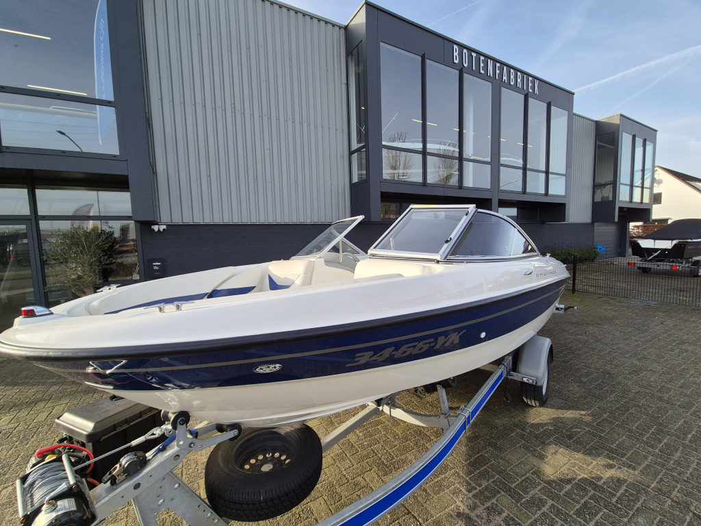 Bayliner 185 BR + Kalf 1800 geremde trailer Topstaat! — foto 9 van 14