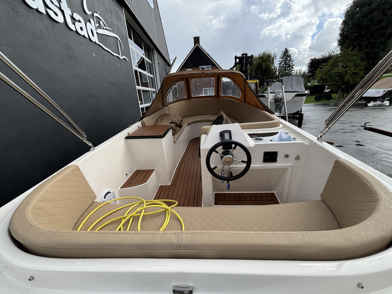 Anker 540 rs | Sloep | Torqeedo 3.0 | — foto 4 van 12