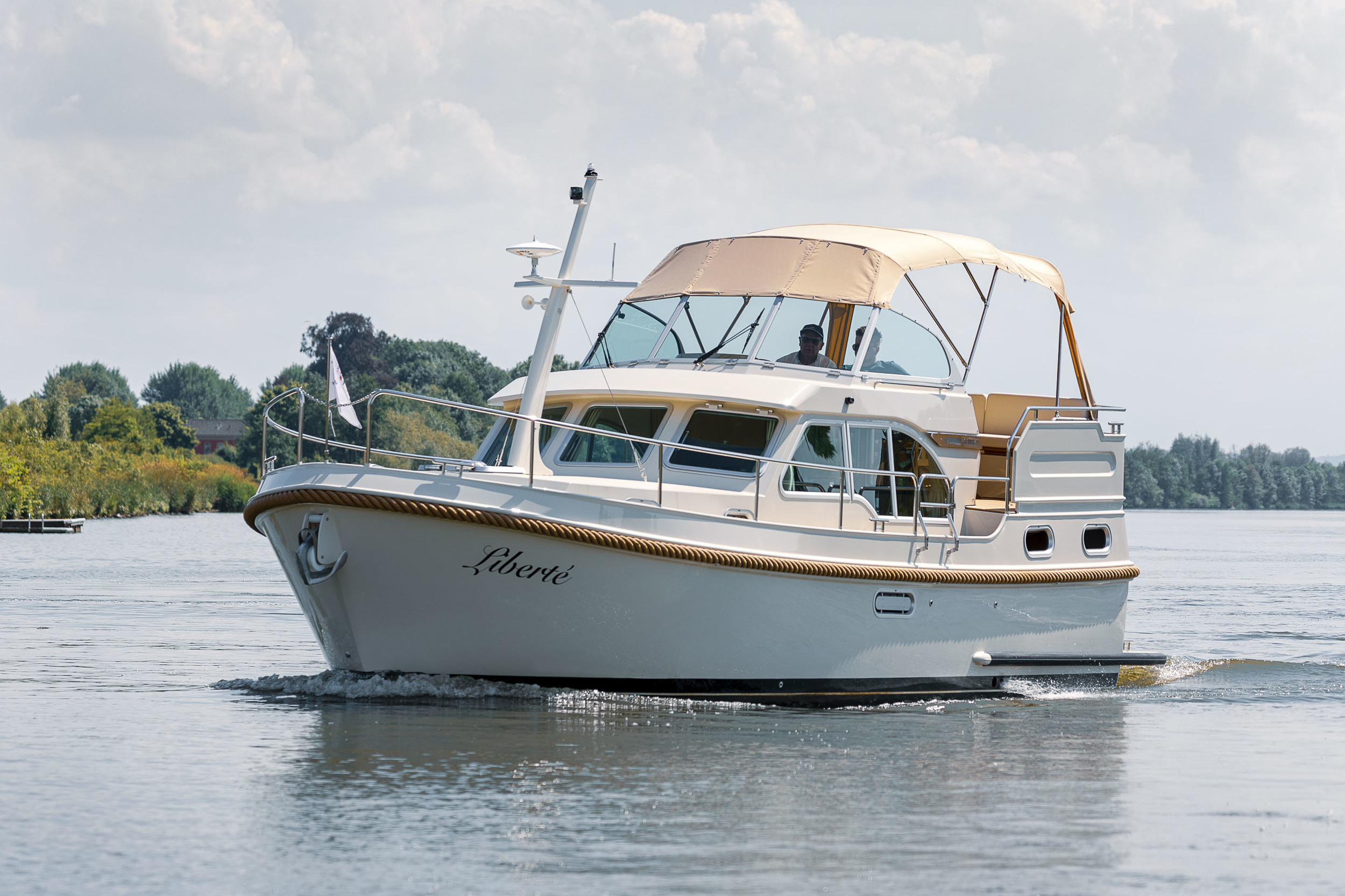 Linssen Grand Sturdy 30.0 AC INTERO — foto 2 van 29