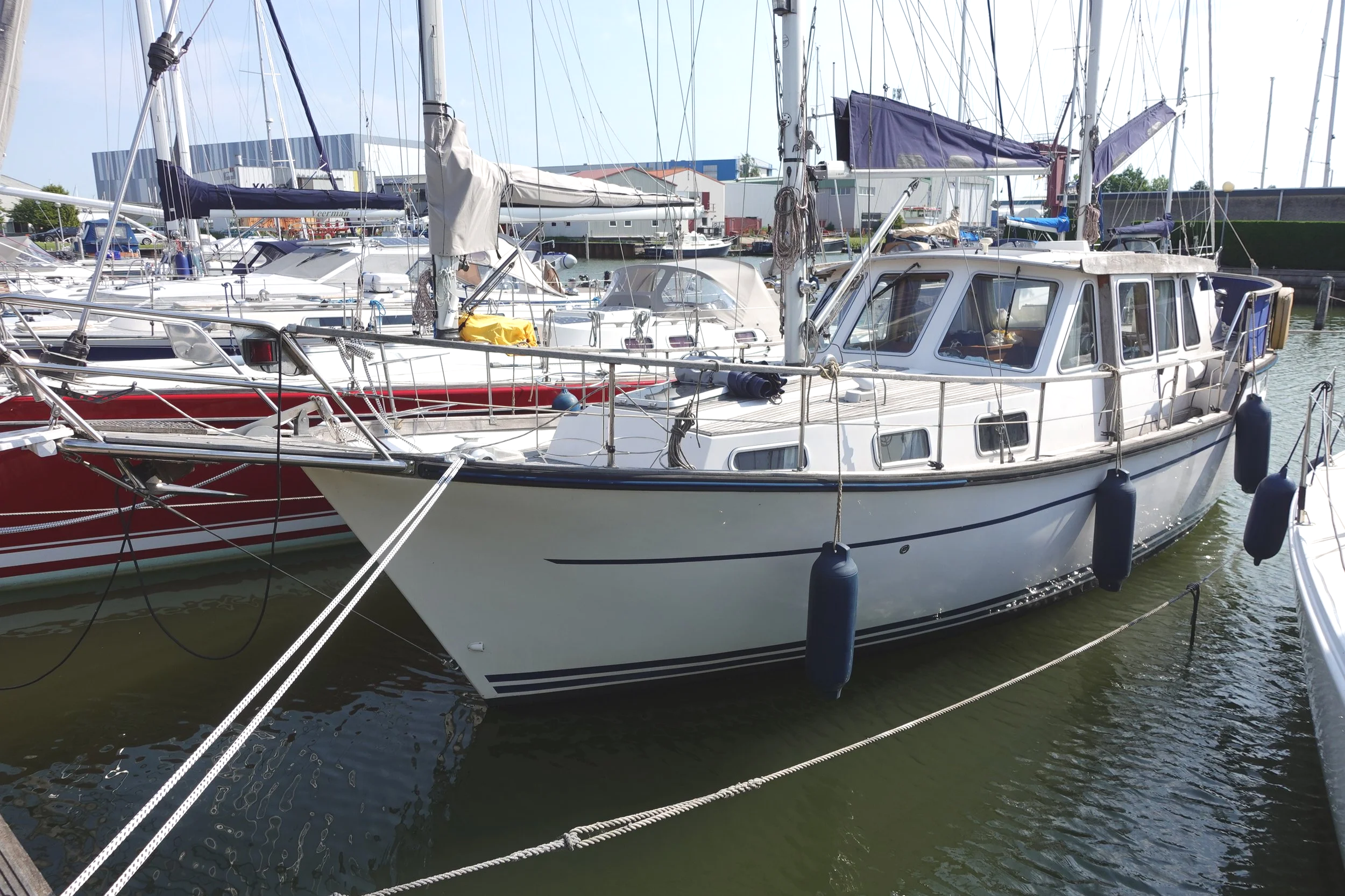 Nauticat 33 — foto 2 van 11