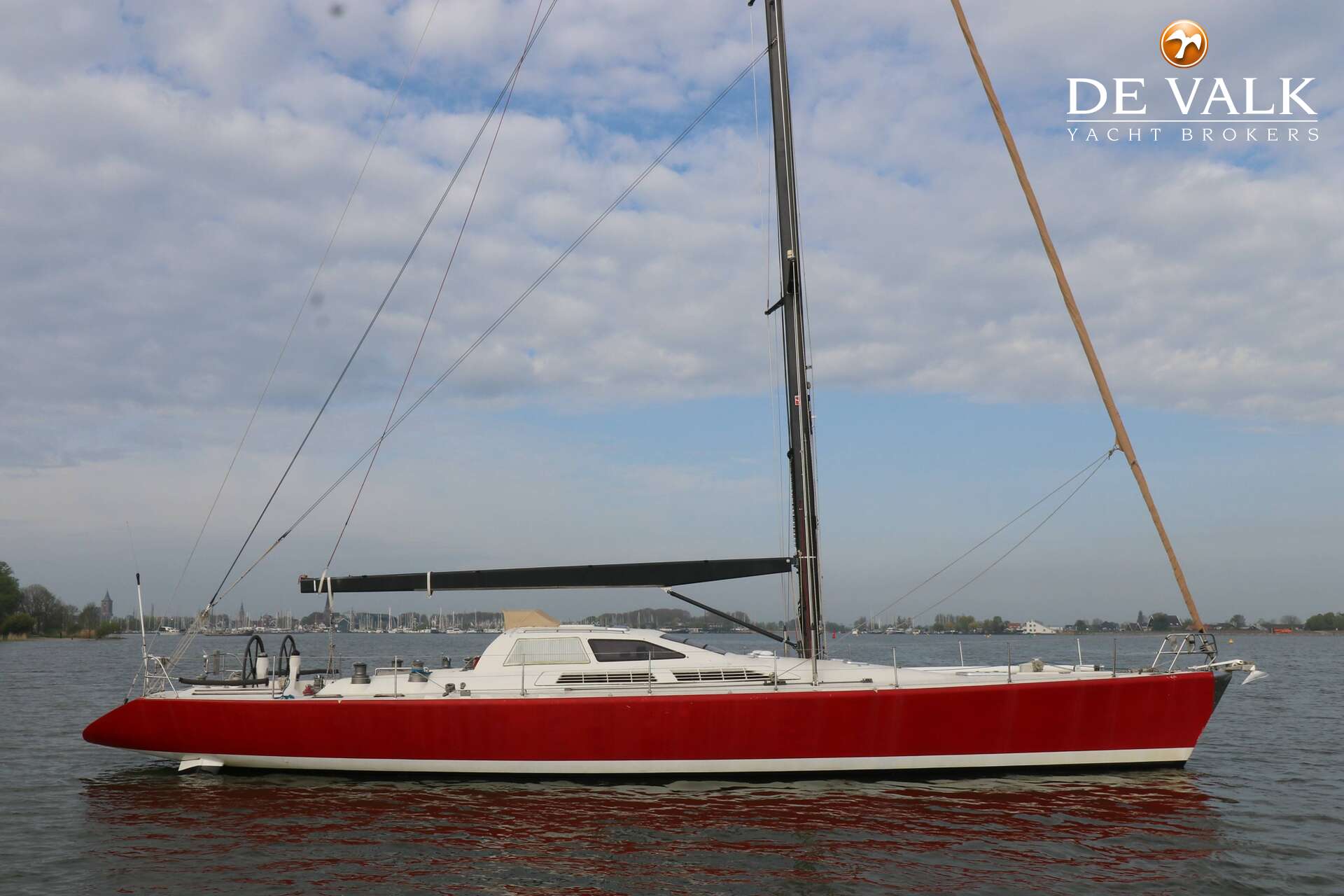 Simonis Voogd63 with lift keel