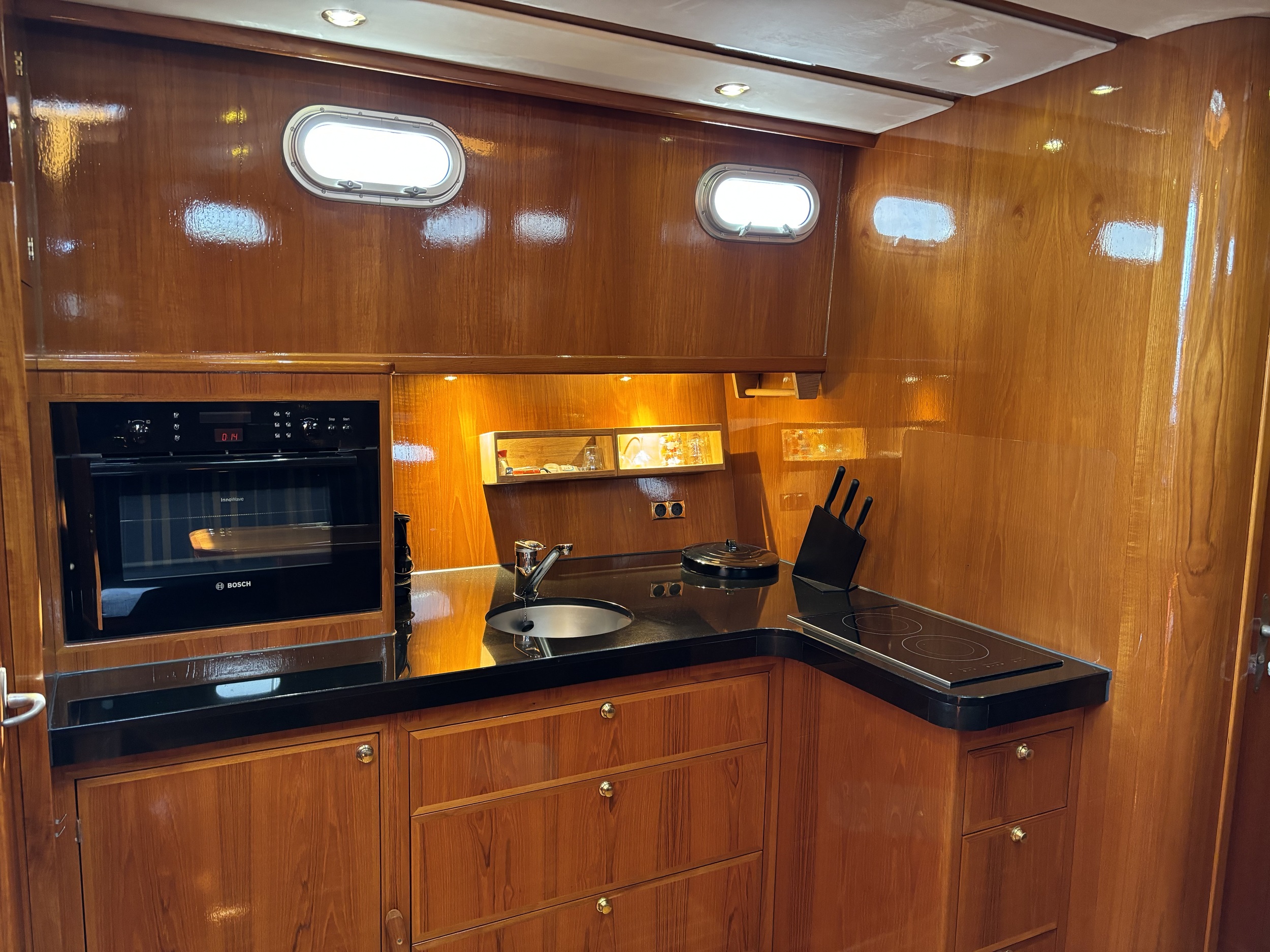 Hemmes Trawler 1500 — foto 17 van 31