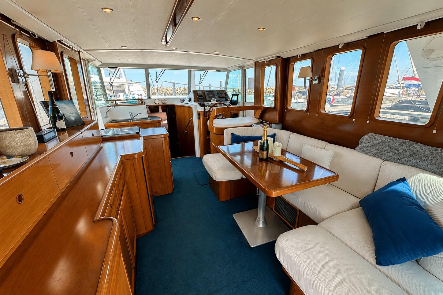 Beneteau Swift Trawler 42 — foto 7 van 11