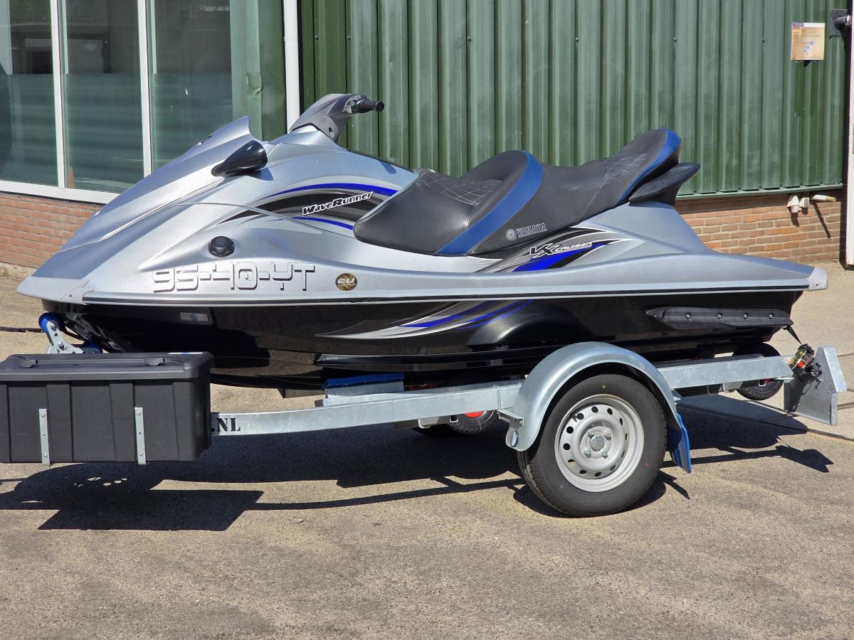 Yamaha Waverunner VX Cruiser