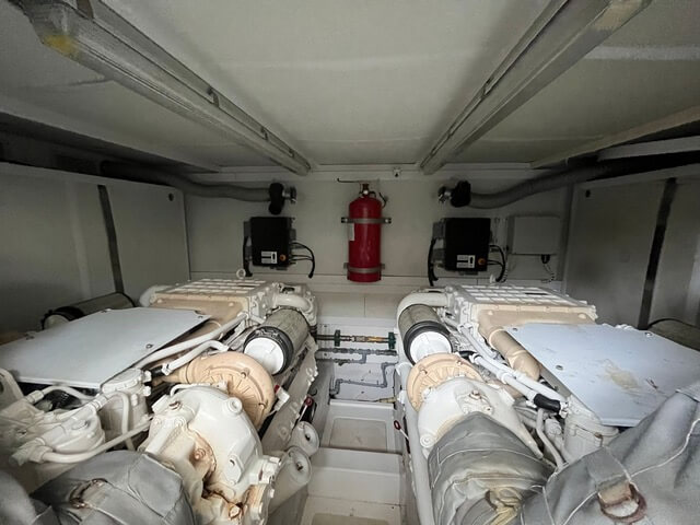Fairline Squadron 65 - BluYachting — foto 12 van 12
