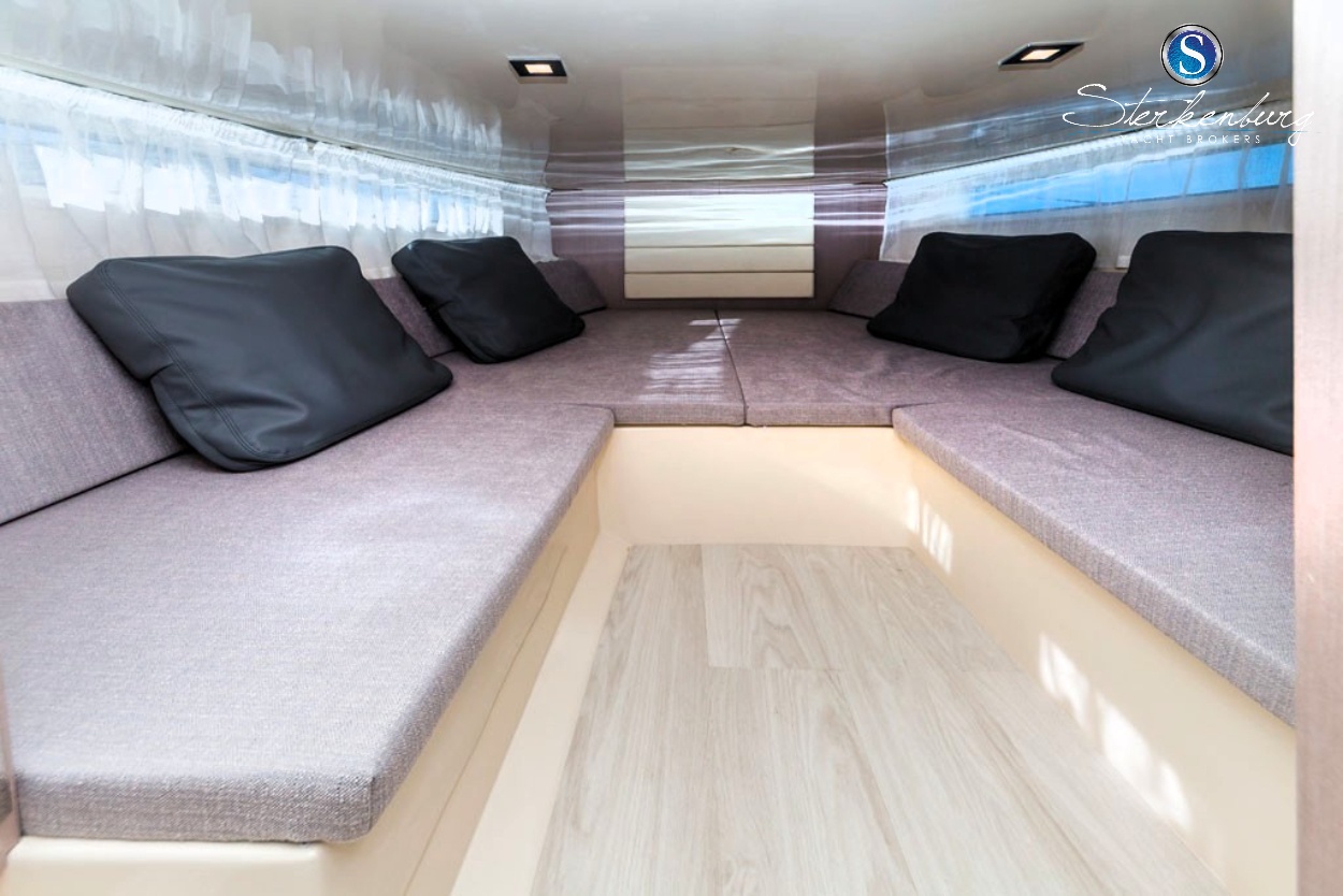 Invictus 280 GT — foto 36 van 42