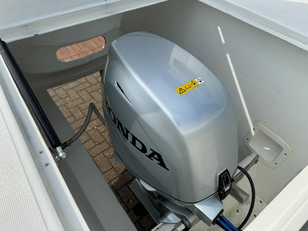 Maxima 620 MC Retro met Honda 30pk — foto 16 van 17