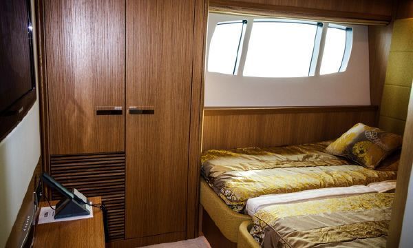 Sunseeker 34 Metre Yacht