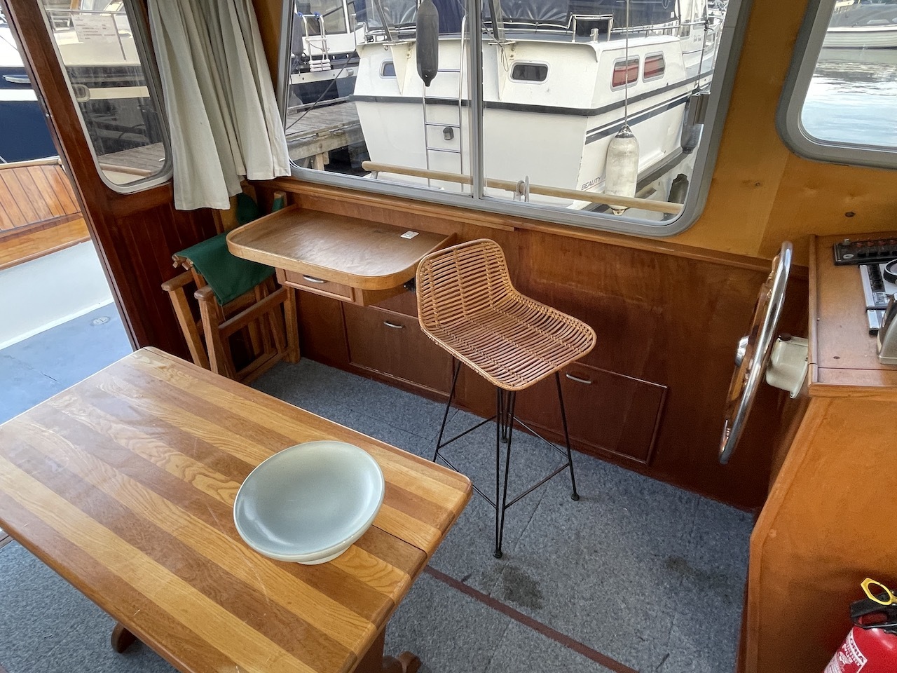 Crown 970 Ok — foto 12 van 18
