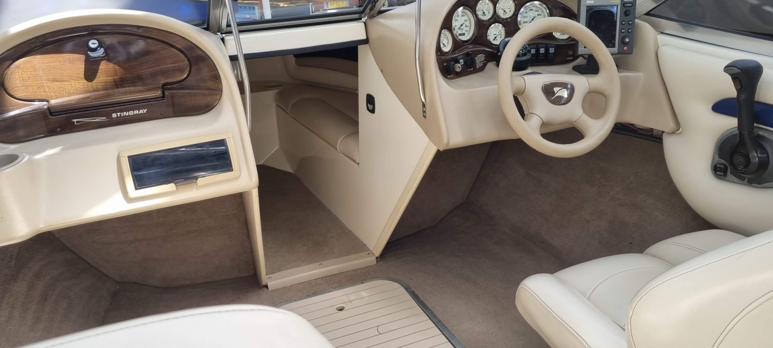 Stingray 180 LX — foto 6 van 11
