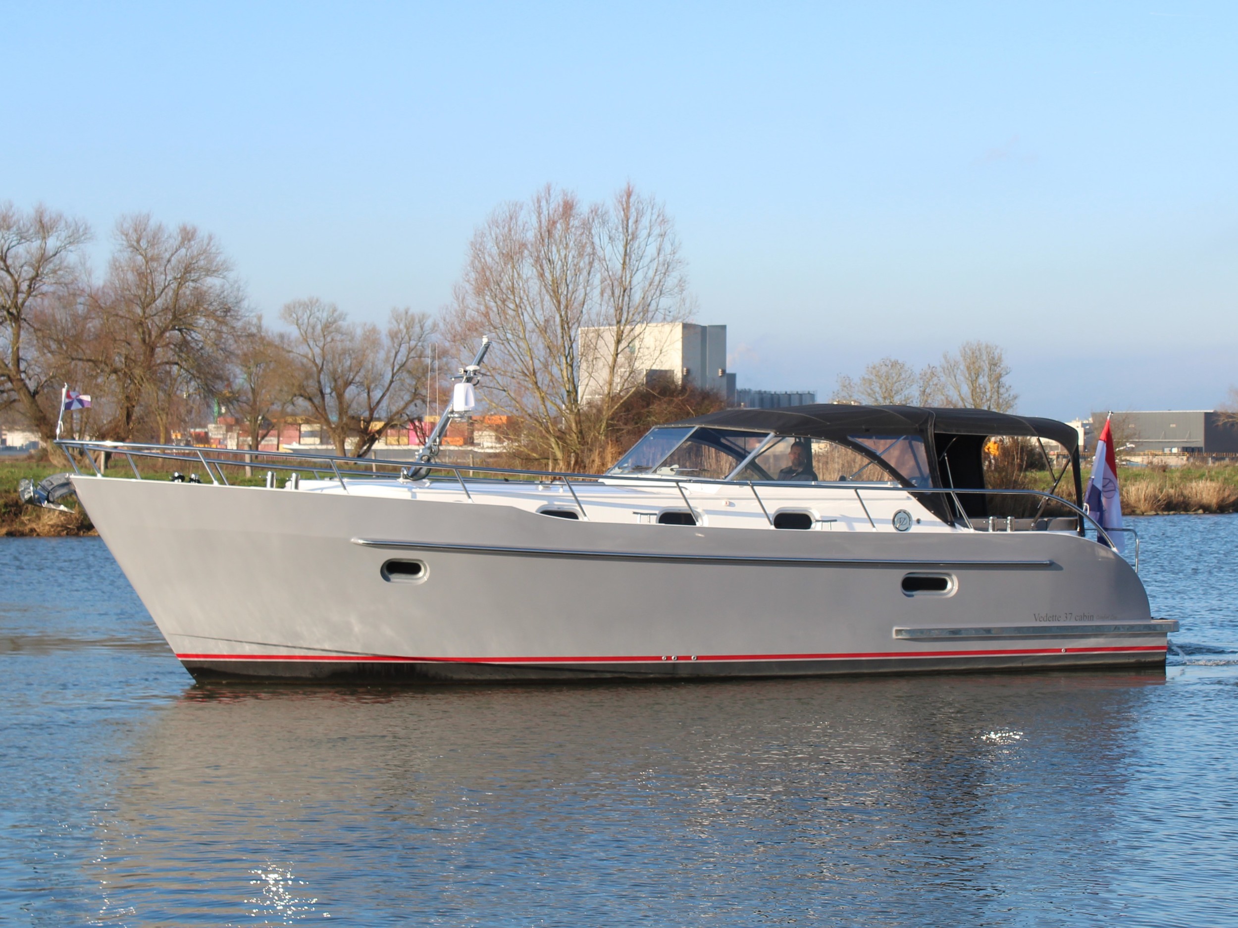 Vedette 37 Cabin Comfort Line — foto 2 van 28