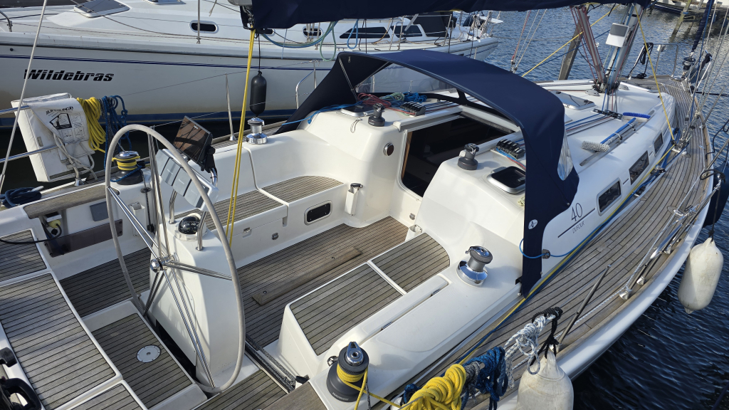 Dufour 40 Performance — foto 4 van 44