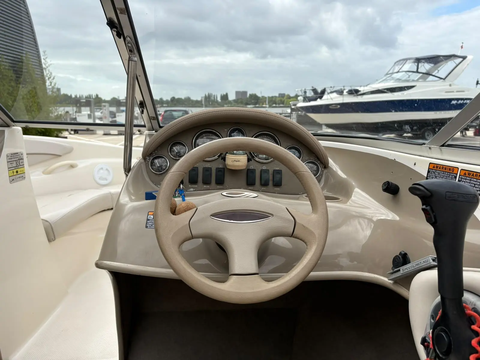 Maxum 1800 SR (2002) — foto 14 van 19