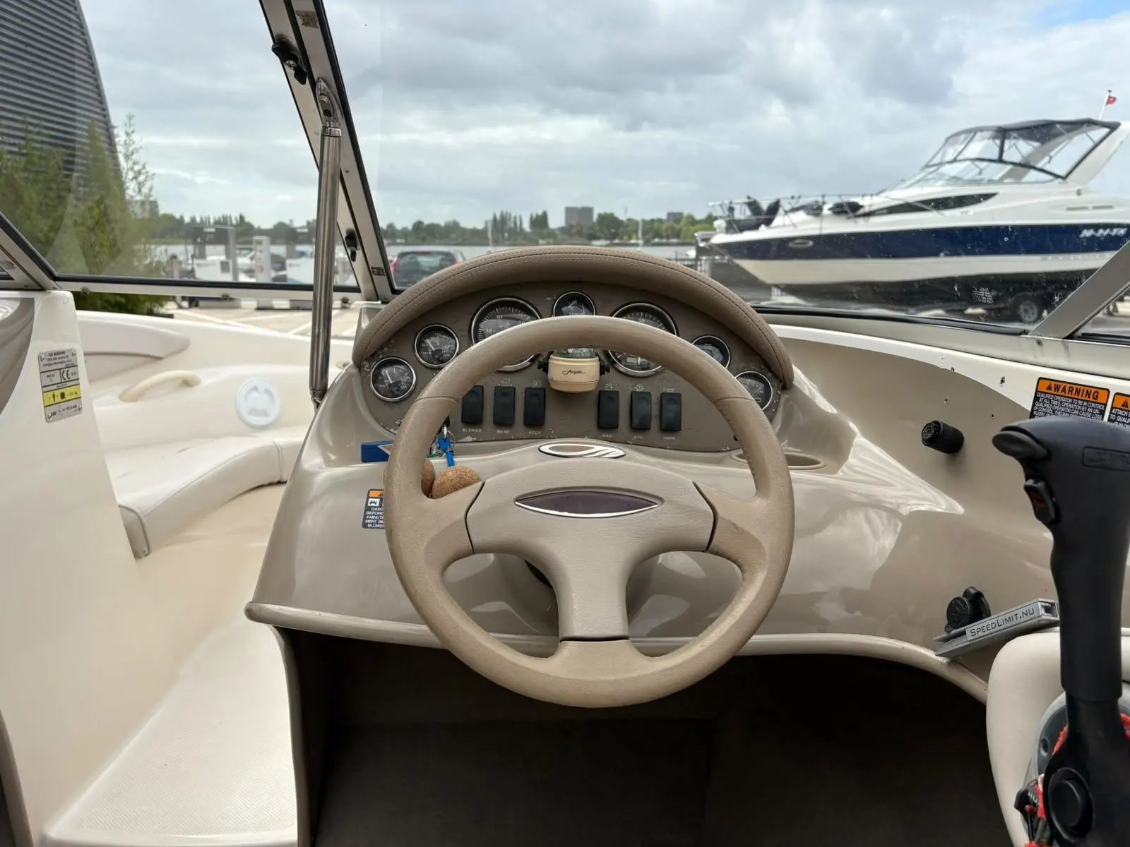 Maxum 1800 SR (2002) — foto 16 van 19