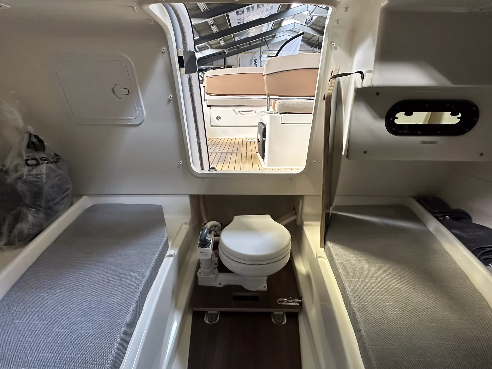 Quicksilver 675 Cruiser — foto 19 van 28