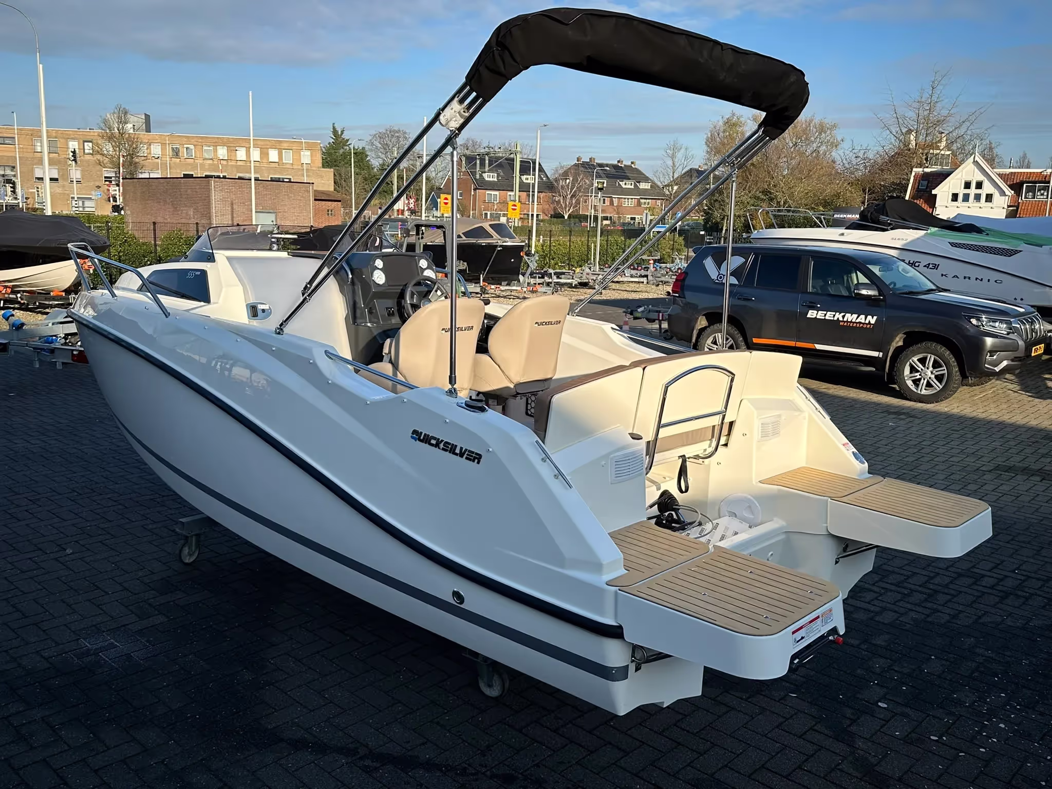 Quicksilver 555 Cabin — foto 3 van 12