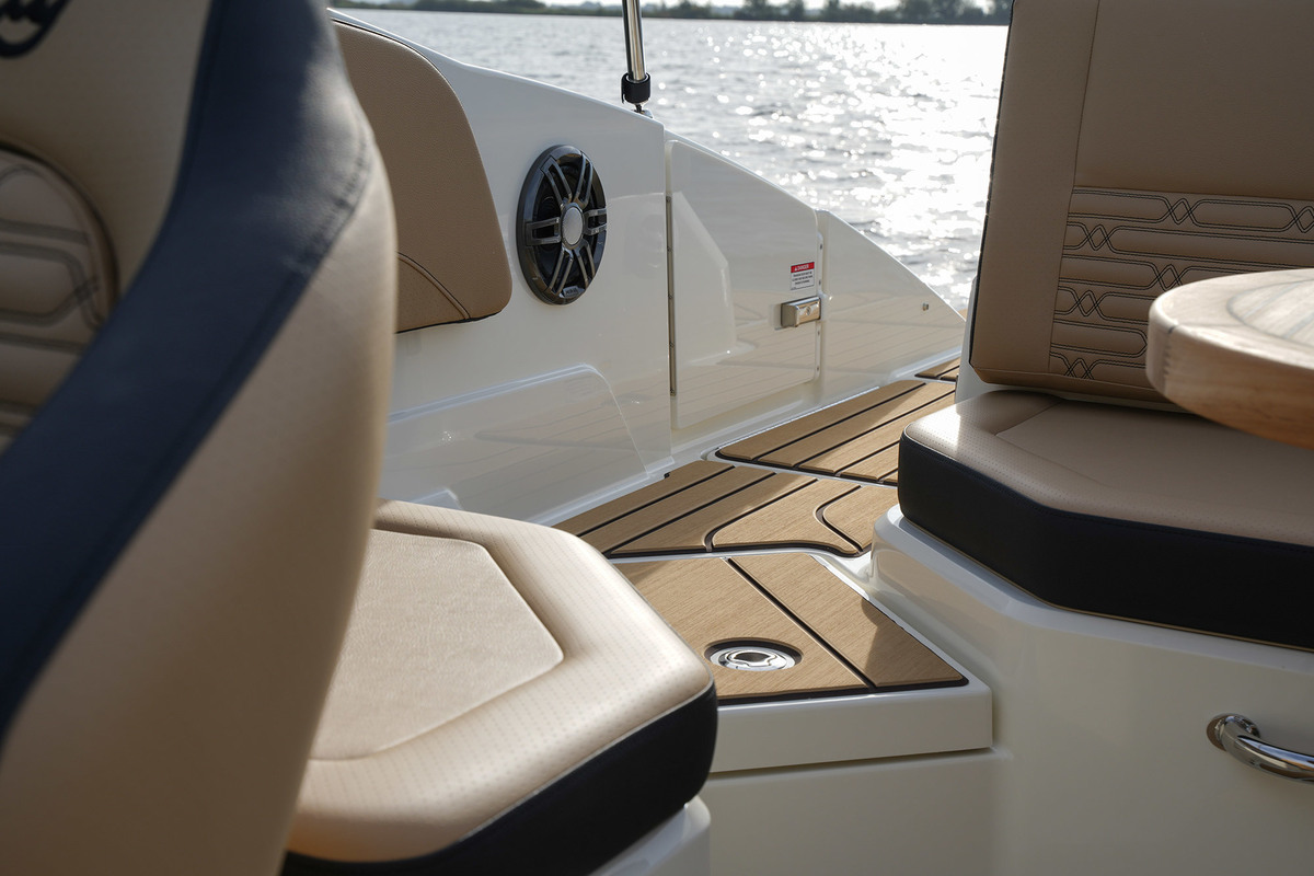 Sea Ray SPX 210 — foto 38 van 56
