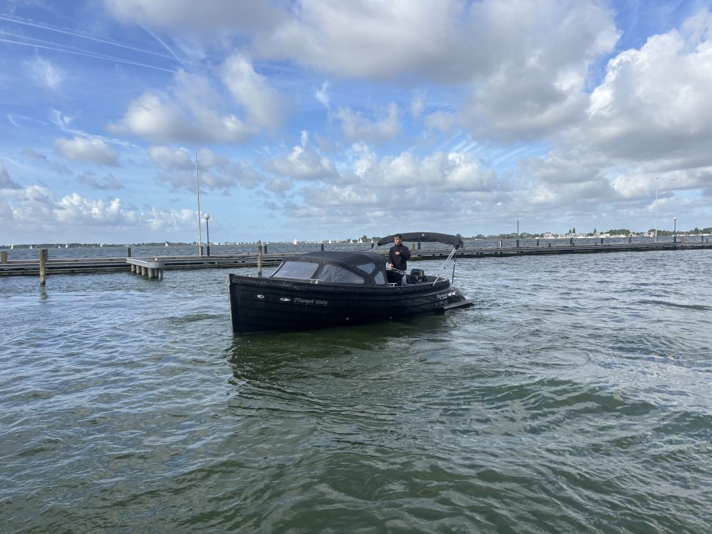 Waterspoor 717 Aviator occasion met 110 Pk & PROEFVAARTDAGEN 12 & 13 SEPTEMBER — foto 3 van 3