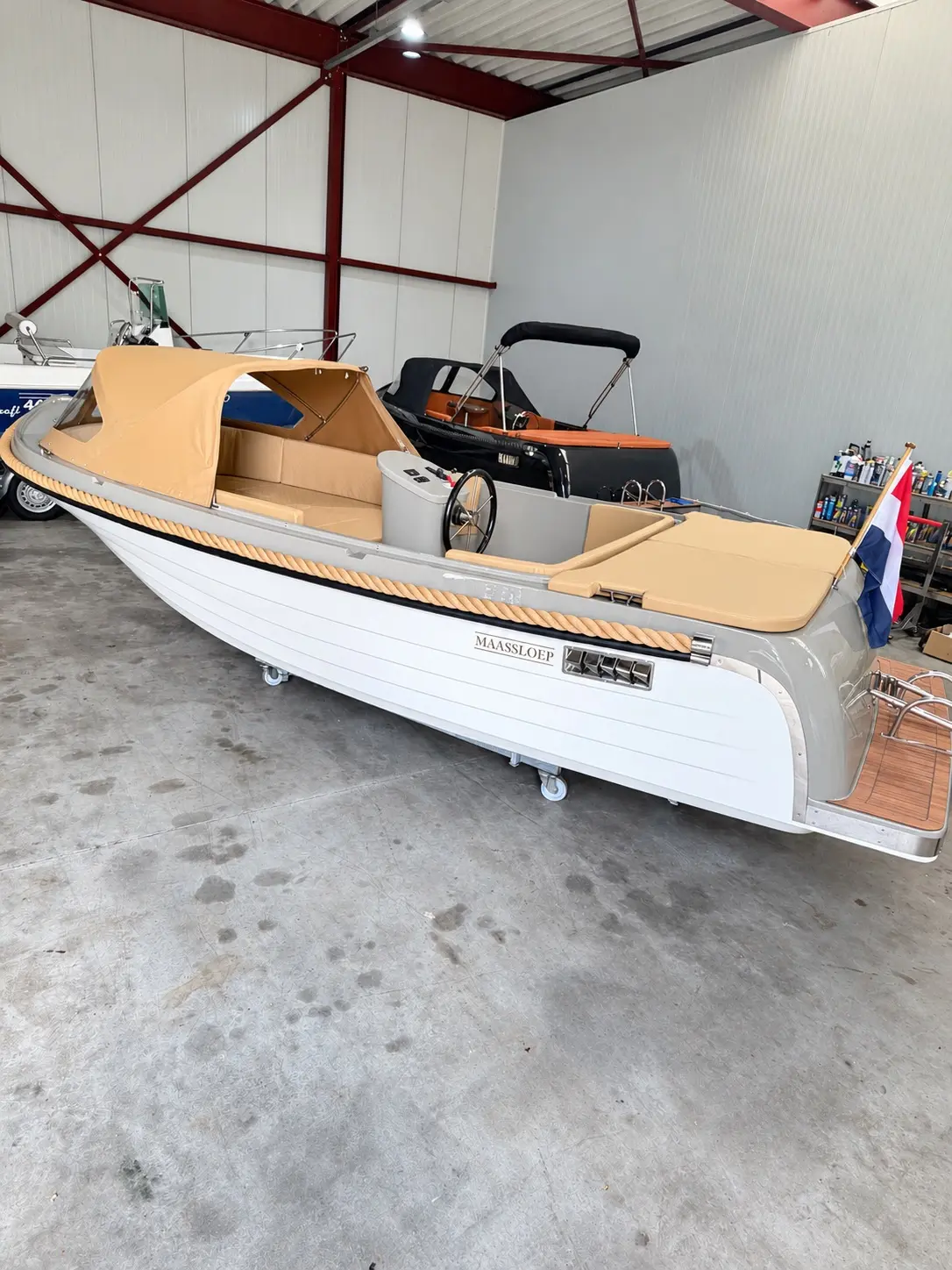 Maassloep 590 Honda 20pk 10 vaar uren € 20.950,- koopje — foto 3 van 9