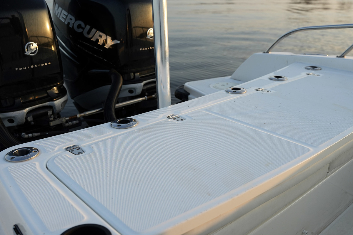 Boston Whaler 270 Dauntless — foto 28 van 37