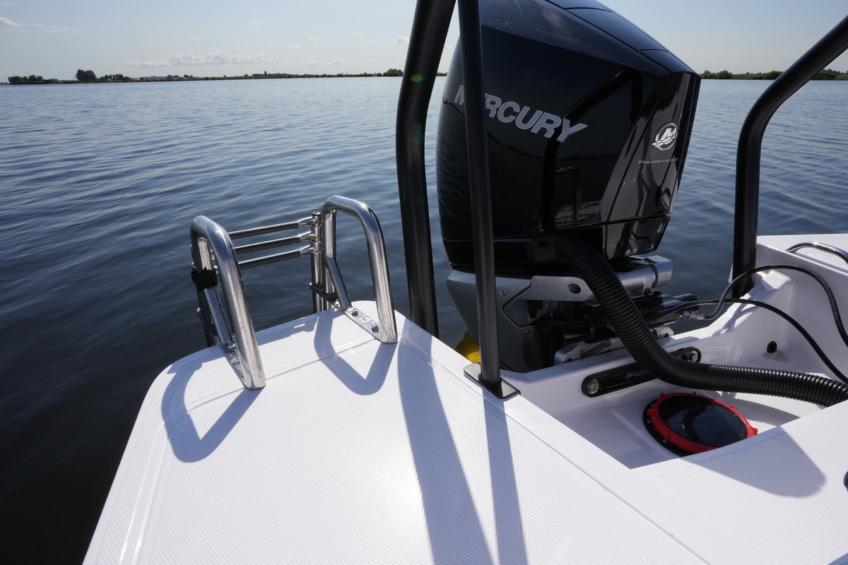 Axopar 25 Cross Bow — foto 12 van 67