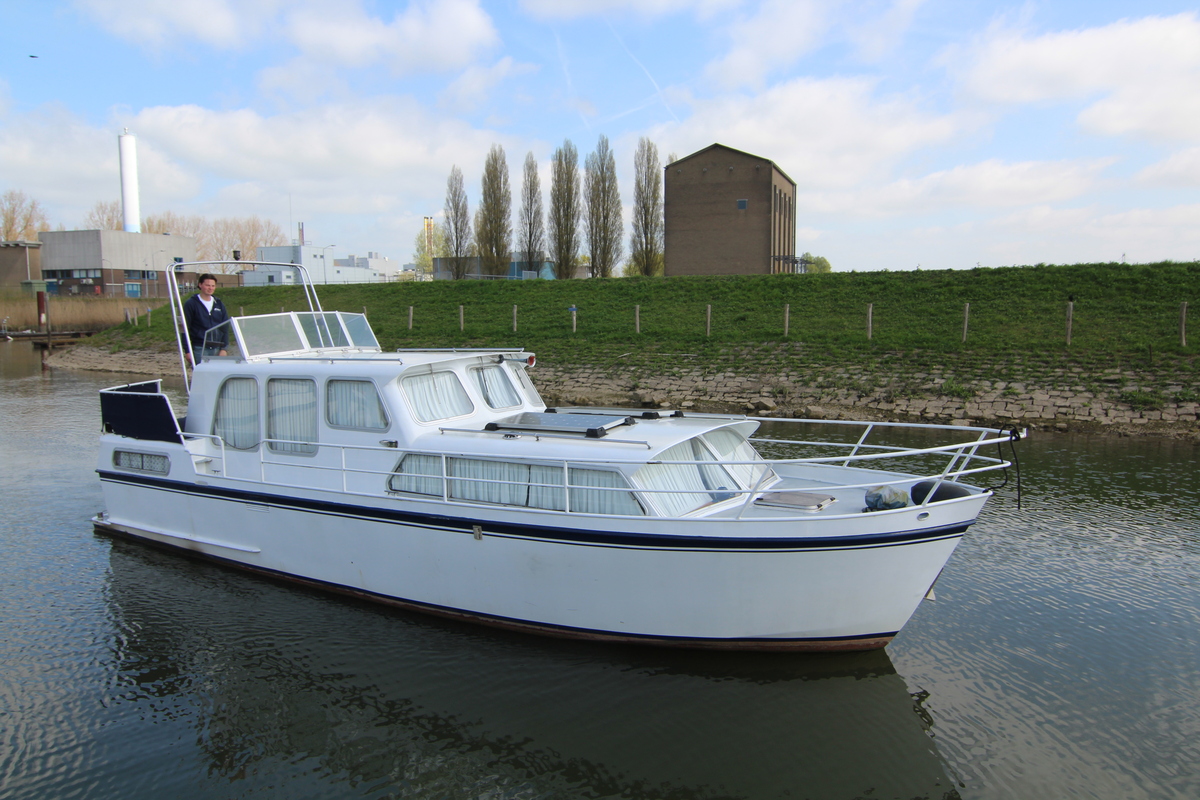 Arthur Nova 1050AK
