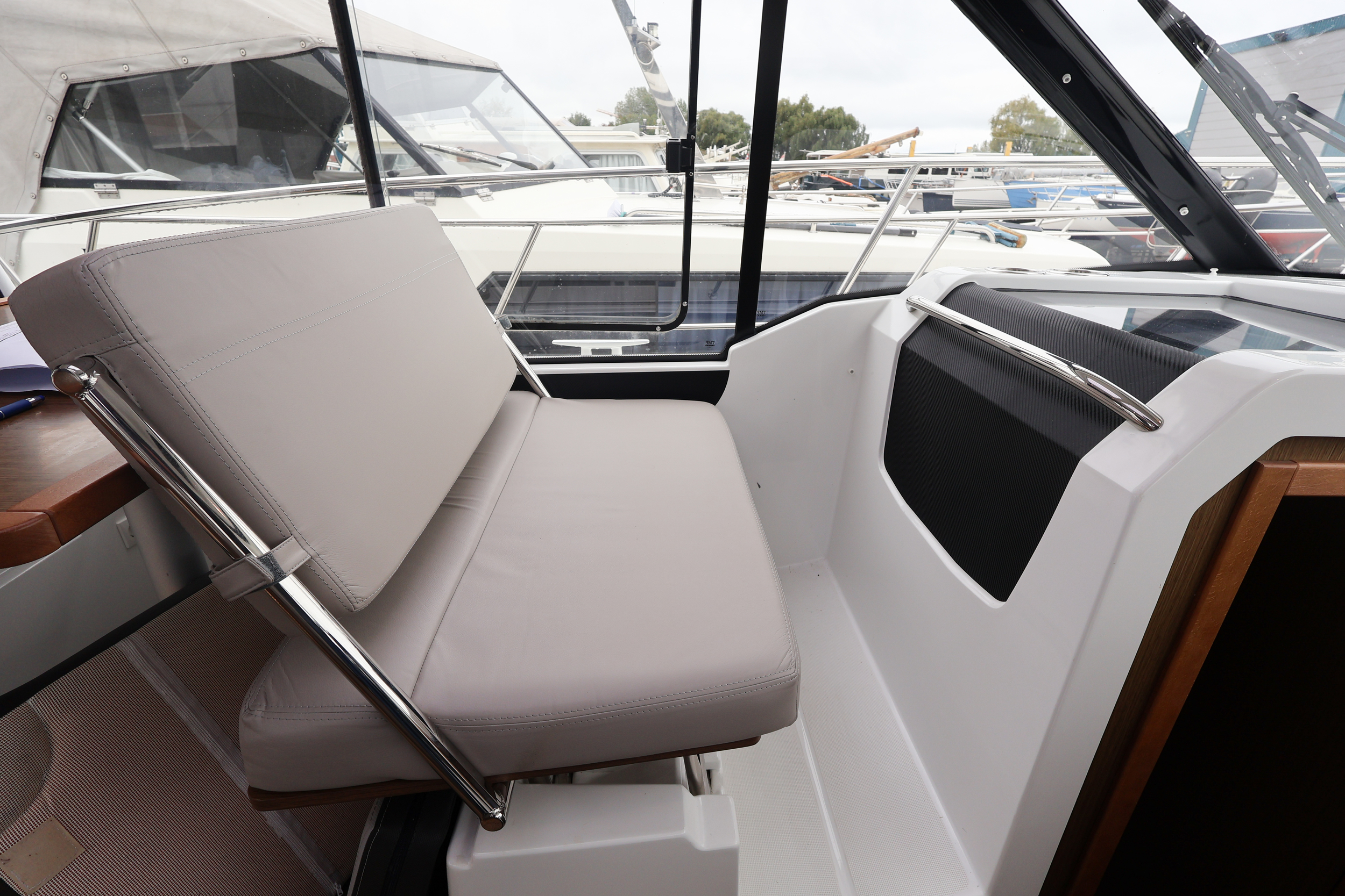 Jeanneau Merry Fisher 895 Offshore — foto 30 van 37