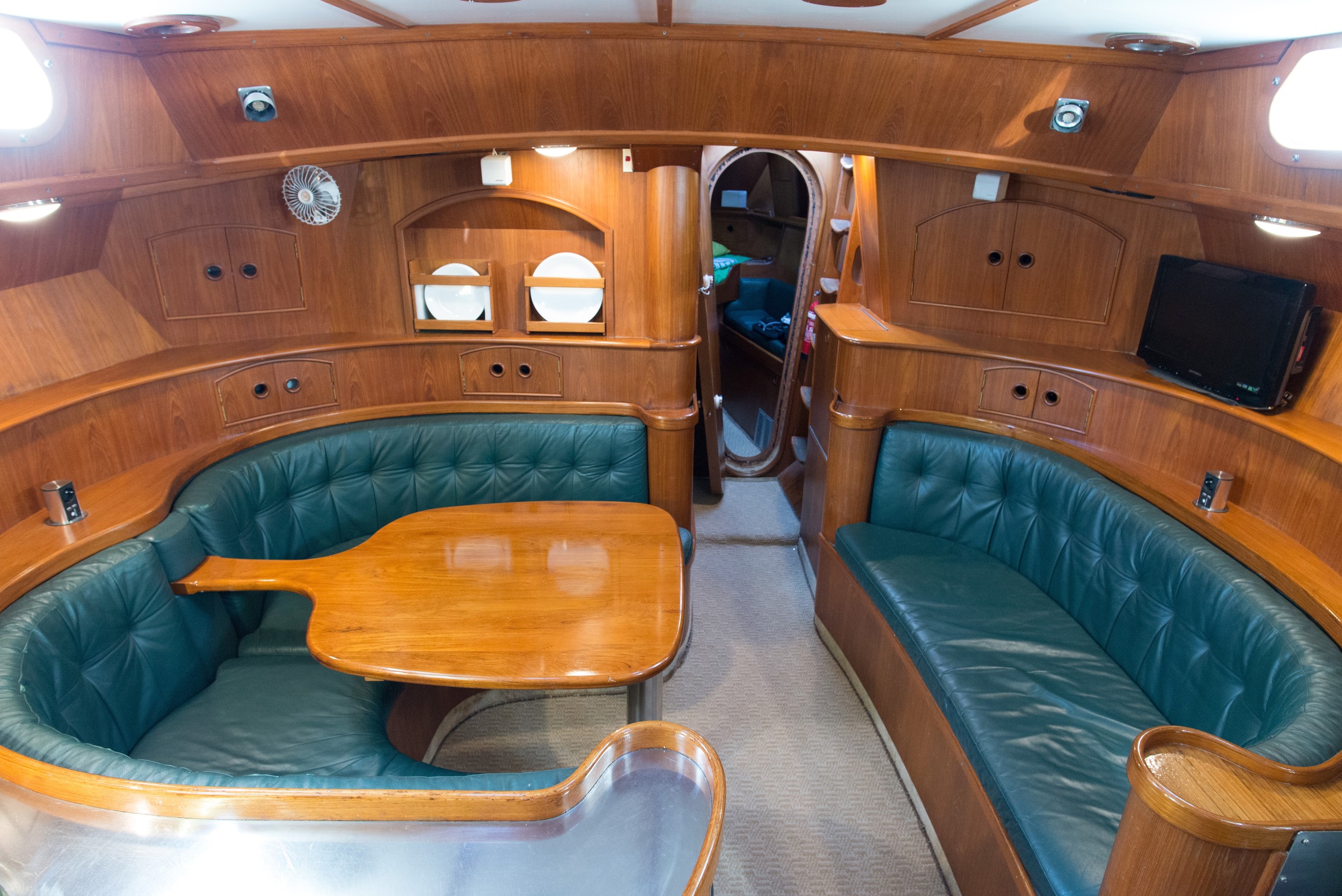 One- Off Yacht Custom Build — foto 7 van 32