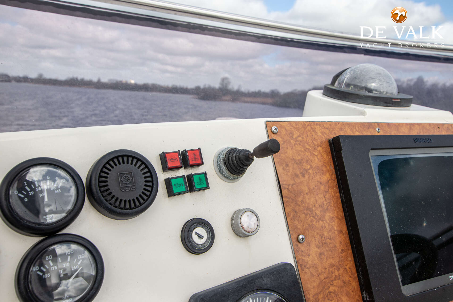 Neptunus 145 Flybridge — foto 14 van 38