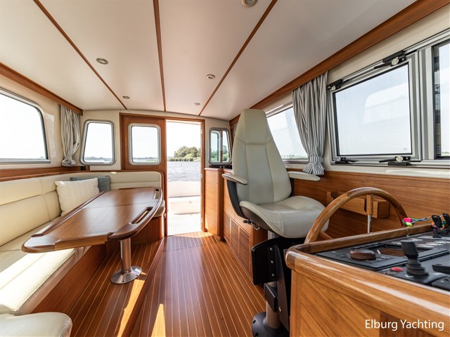 North Line 42 - Wheelhouse — foto 7 van 93