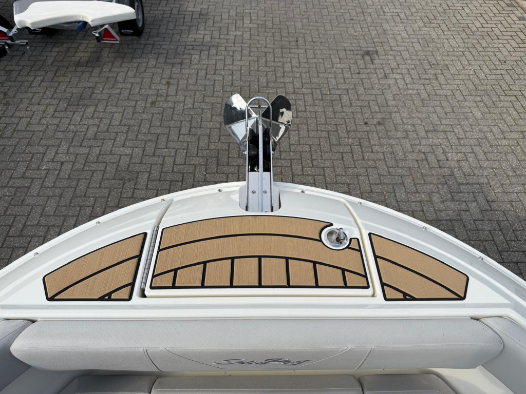 Sea Ray SDX 230 — foto 19 van 46