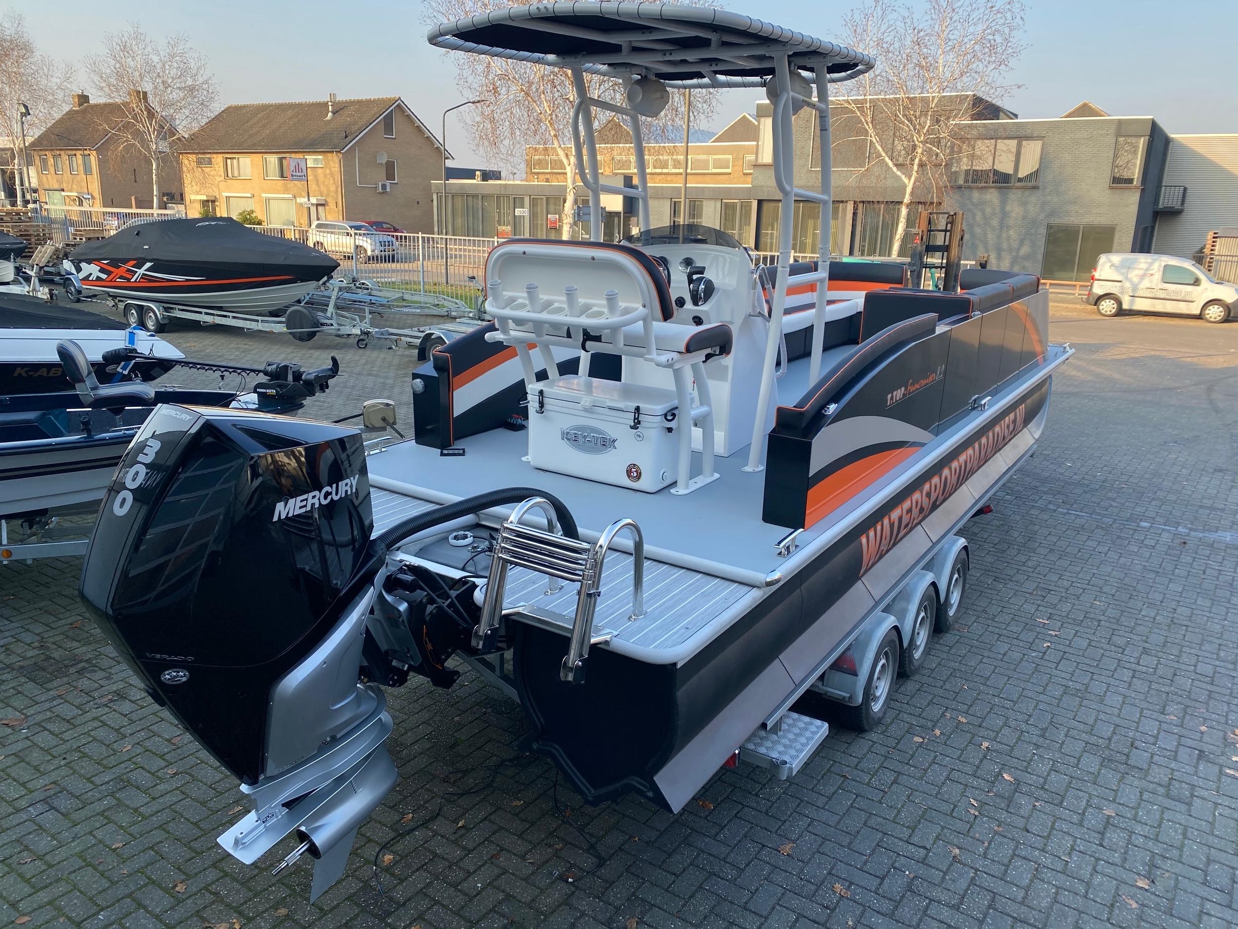T.top Funcruiser 8.2 Verado 300 Pontoonboot — foto 40 van 42
