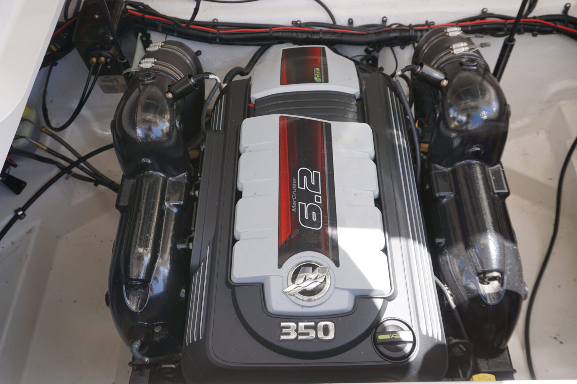 Sea Ray 250 SLX — foto 29 van 33