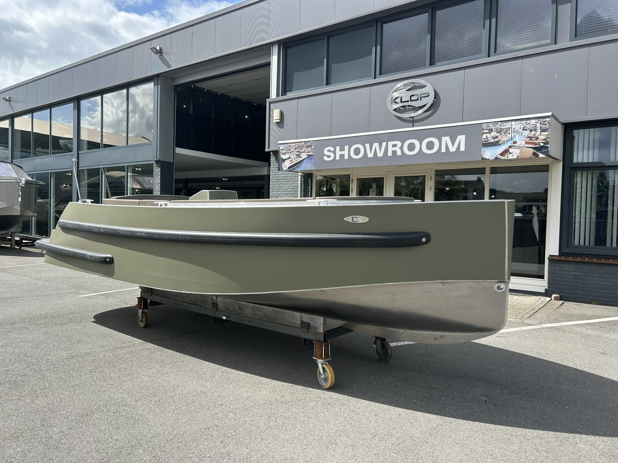 Van Vossen VanVossen E-tender 650 E-propulsion 6kW — foto 2 van 6