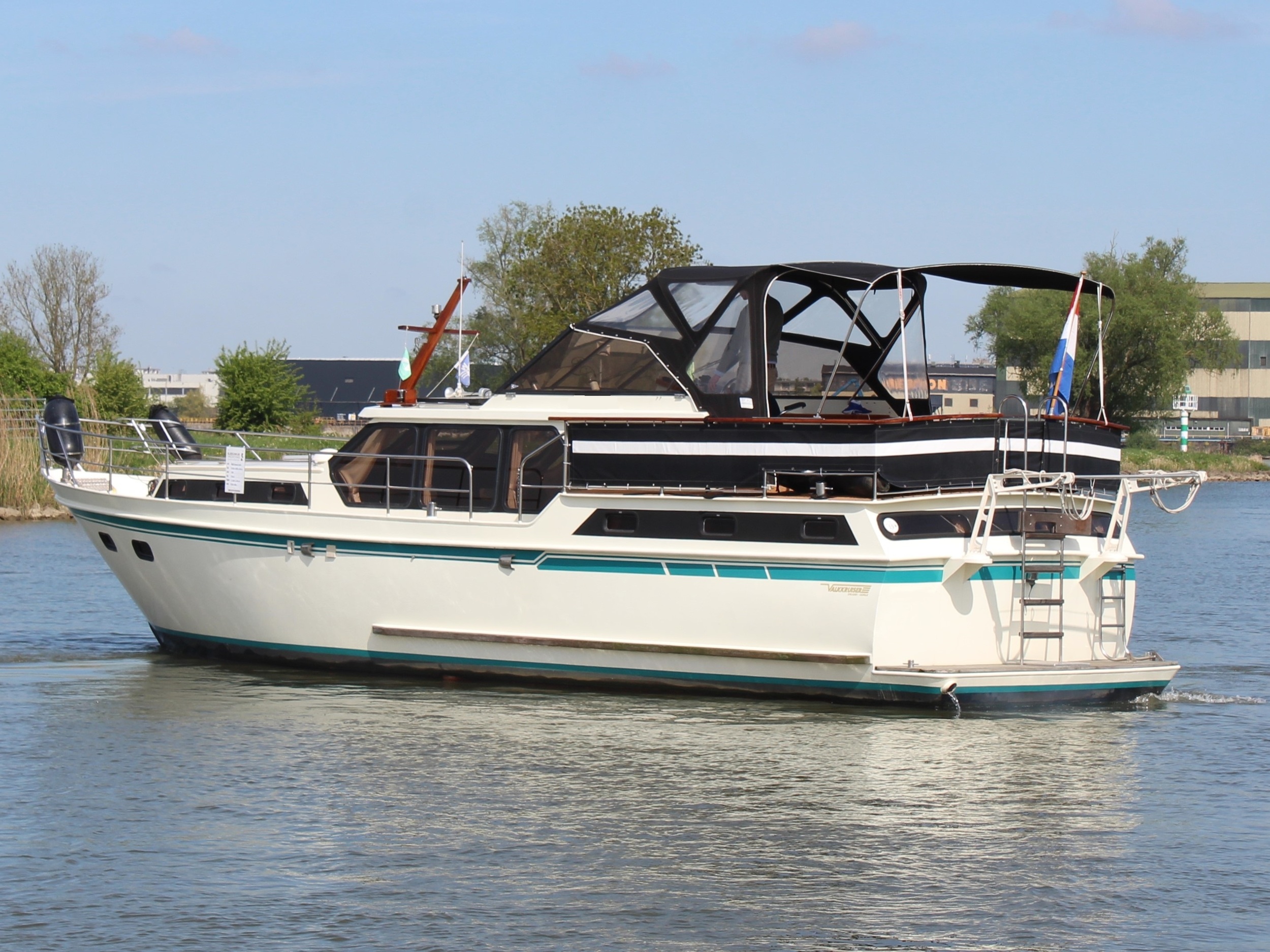 Valkkruiser Content 12.60 — foto 2 van 22