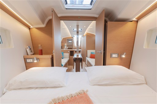 Jeanneau Sun Odyssey 350 — foto 12 van 12