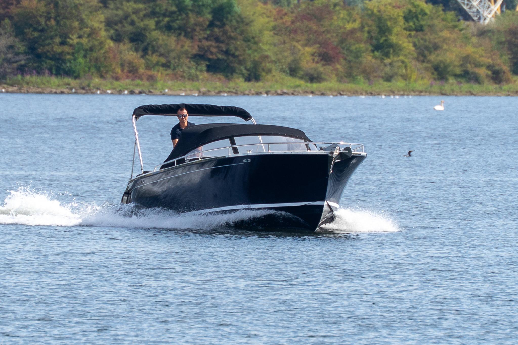Tender Nauta Spirit 28 Cabin — foto 1 van 23