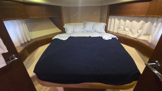 Princess V45 - BluYachting — foto 7 van 12