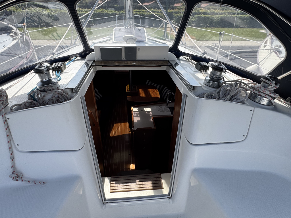 Hunter 356 — foto 5 van 72