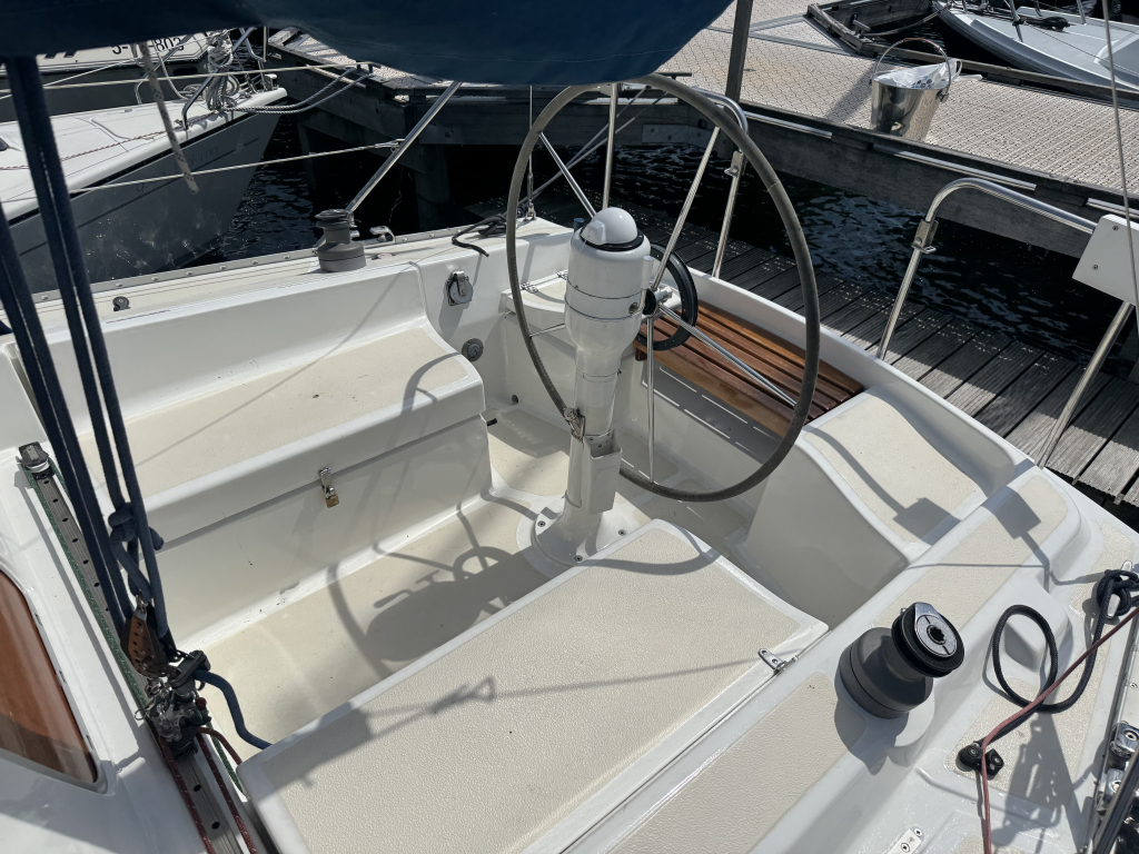 Hunter 28.5 — foto 27 van 44