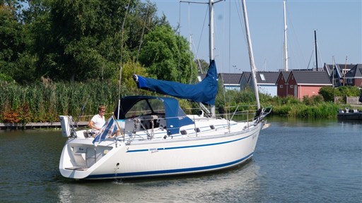Bavaria 320 Sportline (1991) — foto 10 van 12
