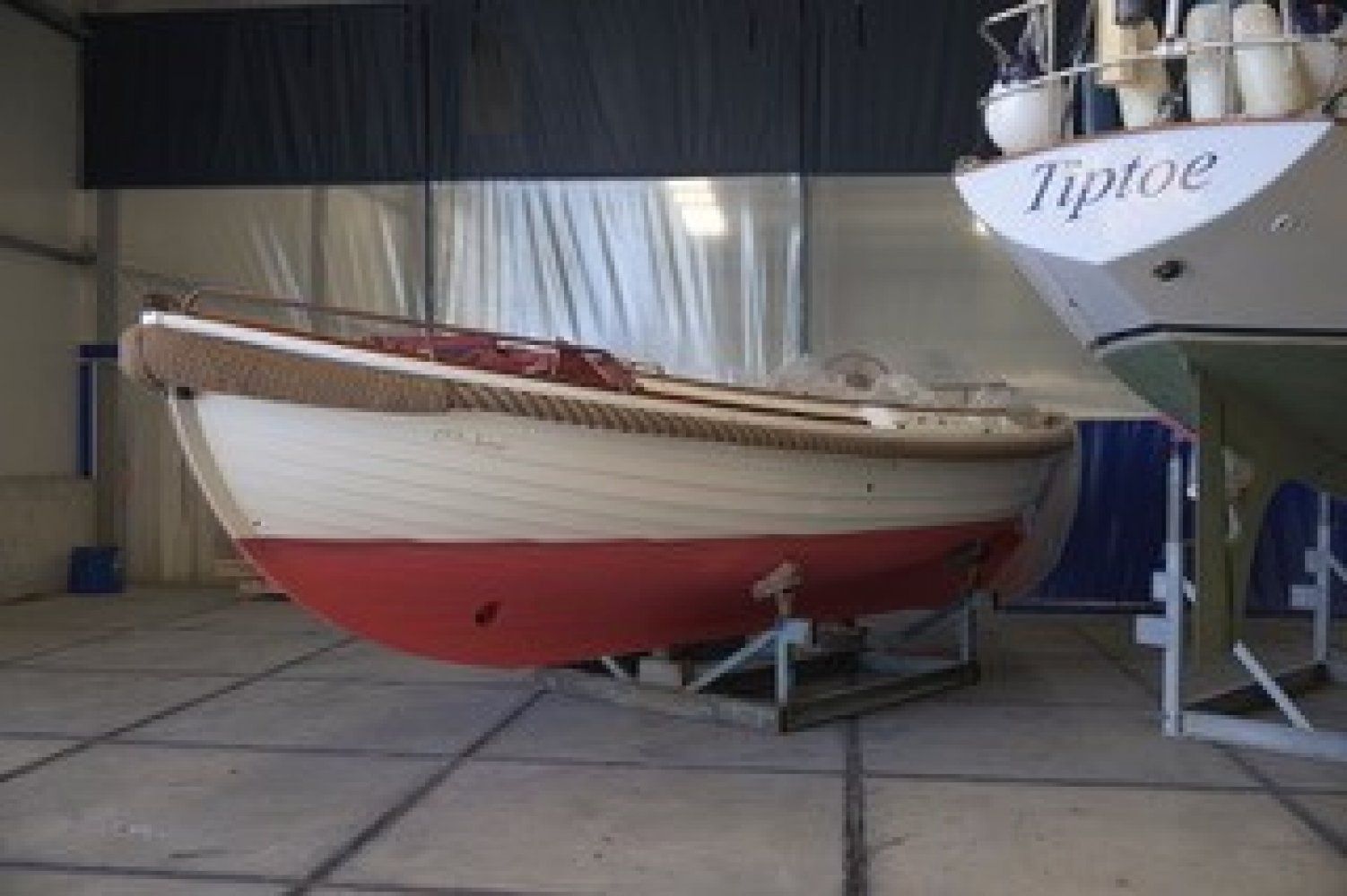 v-Drive Arie  Wiegmans - Tender - GRP (Polyester) - 2005 - € 39.750 — foto 9 van 11