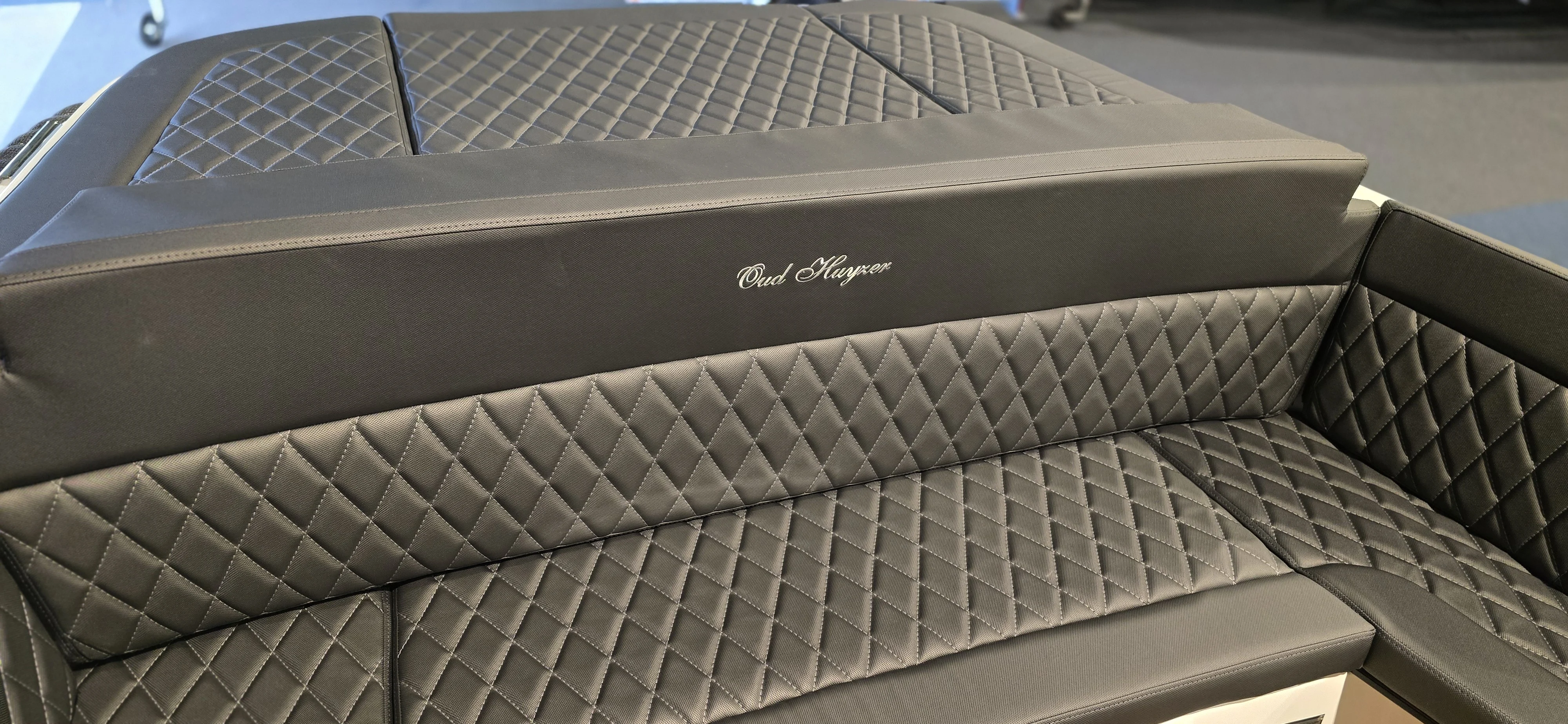 Oudhuijzer 650 tender met 30 pk Tohatsu etl — foto 12 van 12
