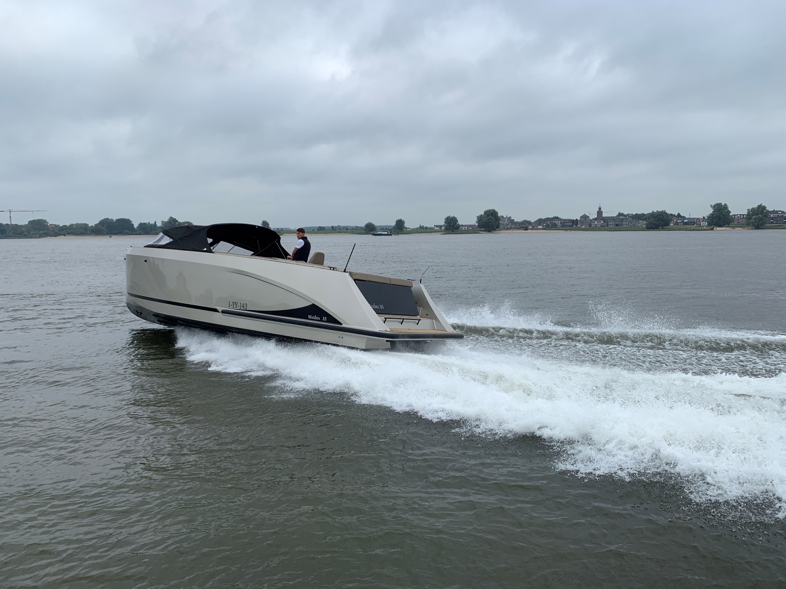 Maxima Boats 35 met 2x Honda 250 pk op voorraad! — foto 10 van 30