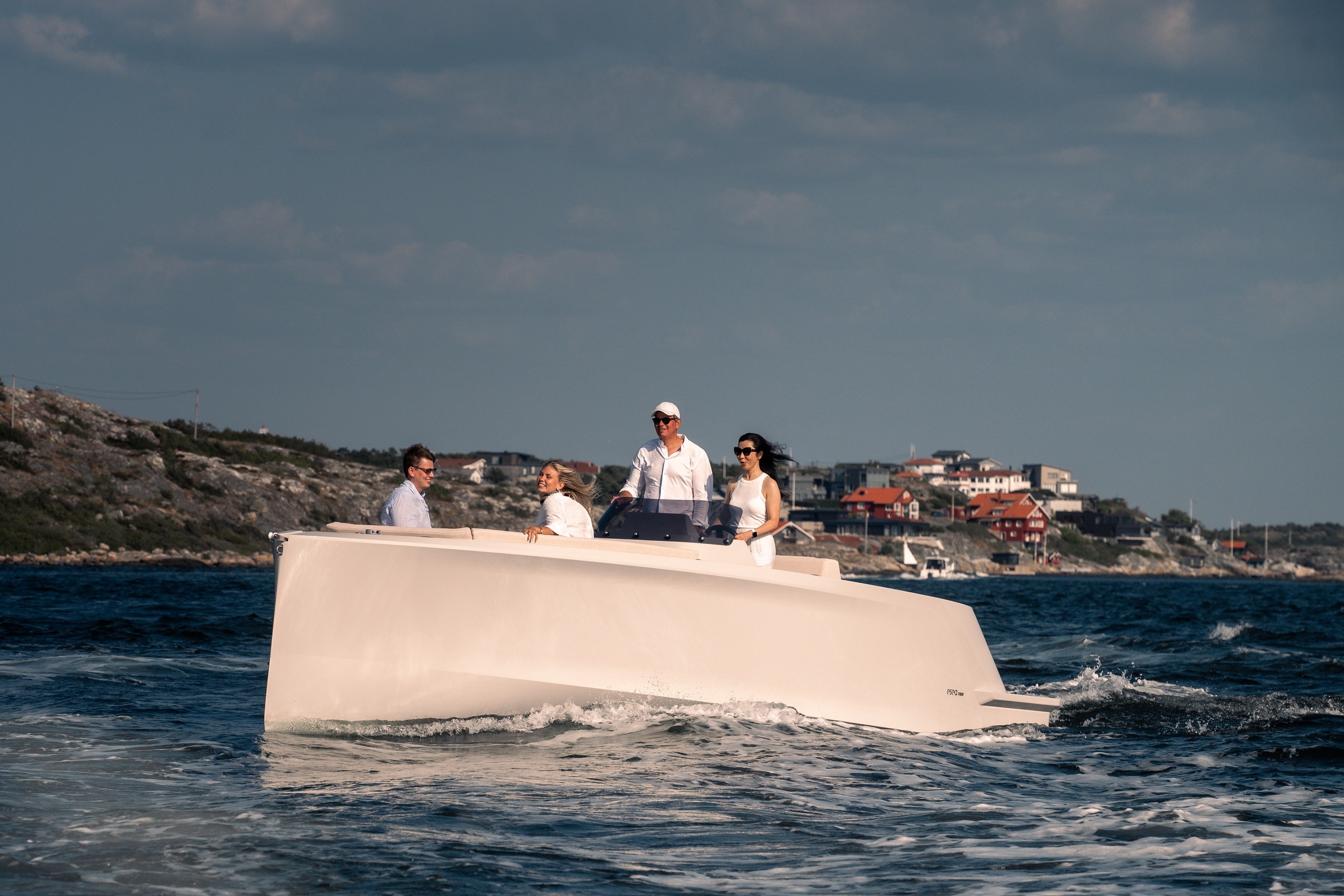 Tender Esea F800 — foto 9 van 35