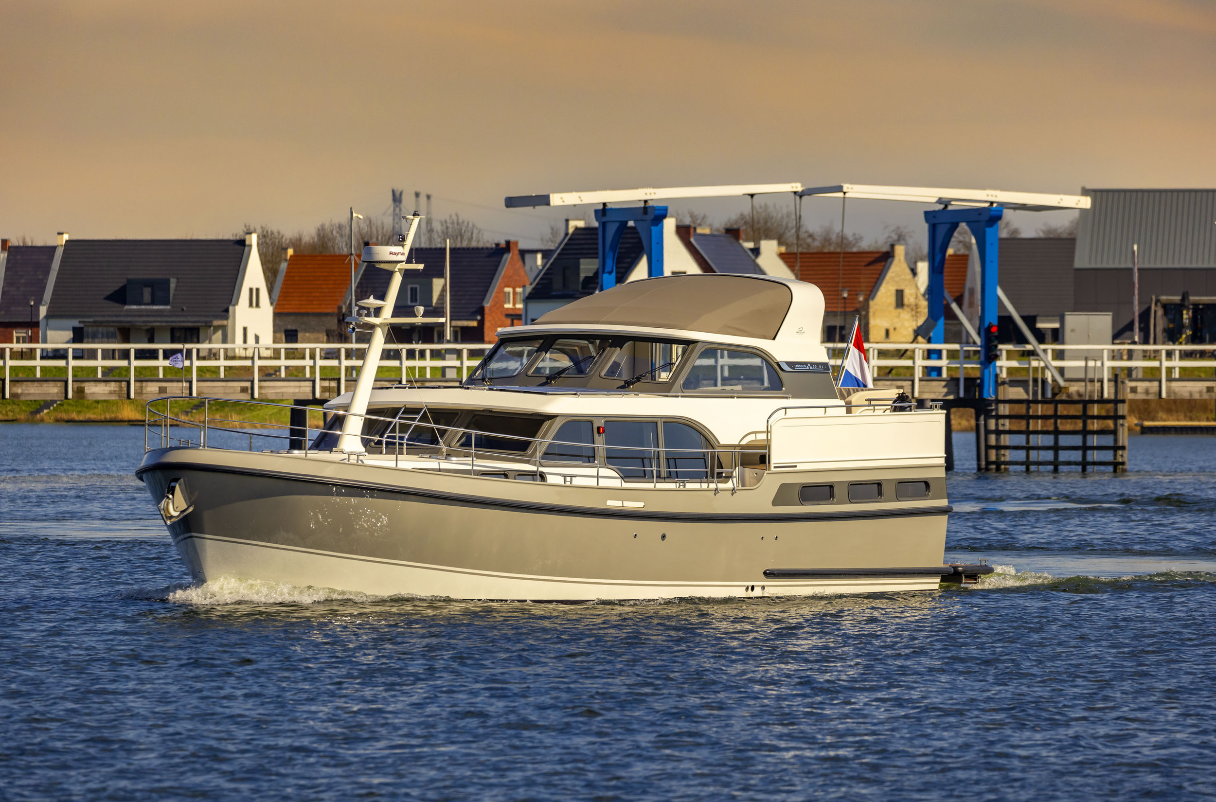 Linssen 50 SL AC Variotop® — foto 5 van 13